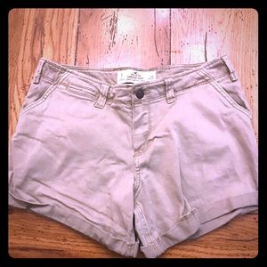 Hollister Chino midi shorts size 1 or 25